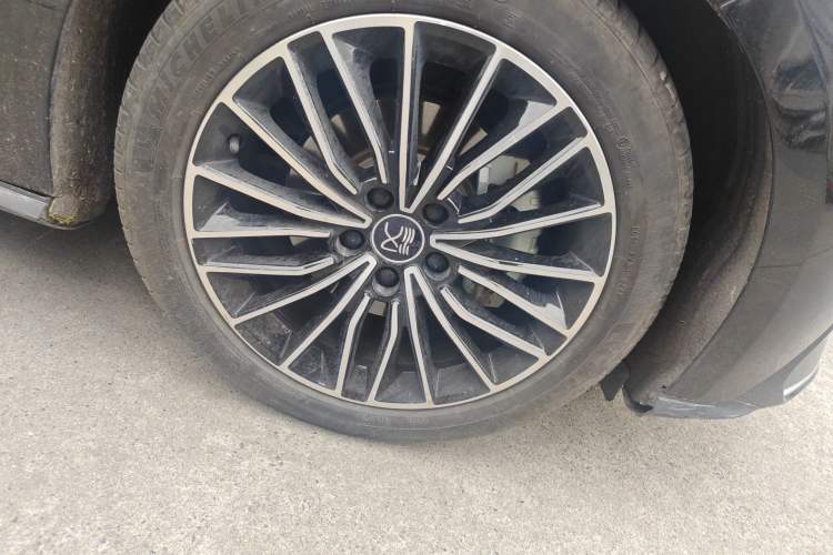 Used BYD Han 2020 EV Long-Range Luxury Model
