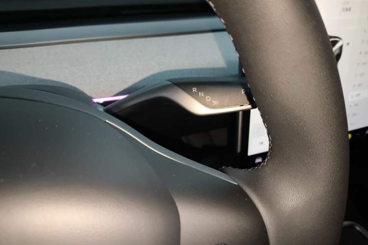 Used Tesla Model Y 2024 Rear-Wheel-Drive Version
