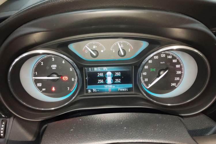 Used Buick Envision 2016 28T Four-Wheel Drive Elite Version Instrument Cluster