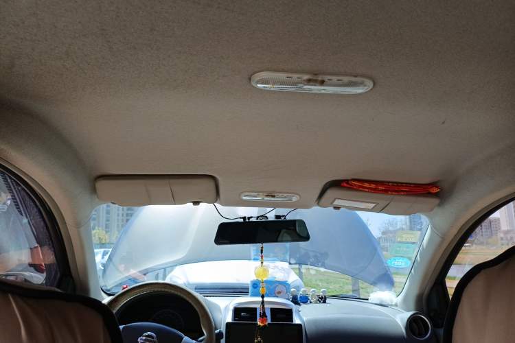 Used Nissan Sunny 2015 1.5XE Manual Comfort Edition Headliner