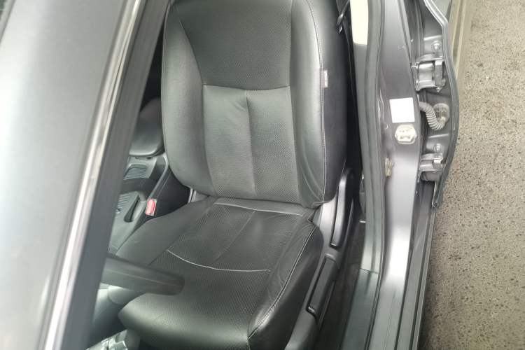 Used Nissan Sylphy 2016 1.6 XL CVT Deluxe Edition Left Front Seat