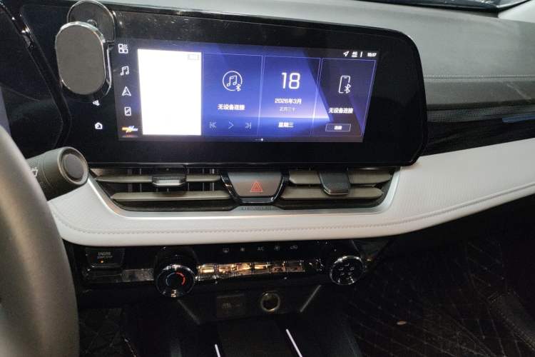 Used Chevrolet Monza 2023 1.5L Dual-Clutch Enjoyment Edition Audio And AC Panel