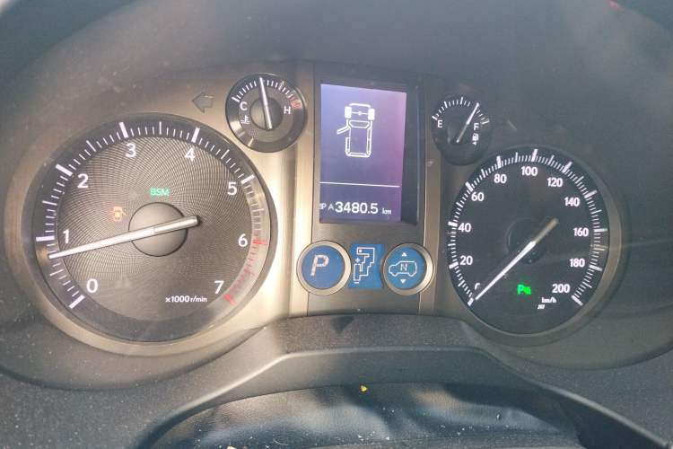 Used Lexus GX 2014 400 Prestige Edition Odometer Close Up