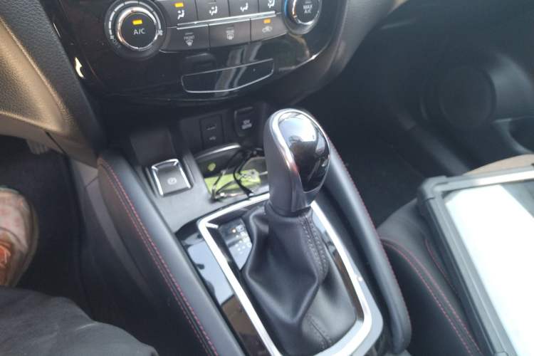 Used Nissan Qashqai 2019 2.0L CVT Smart Enjoyment Version