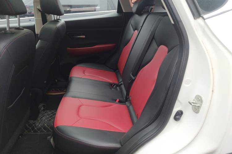 Used Haval H2s 2017 Red-Label 1.5T Dual-Clutch Luxury Model
