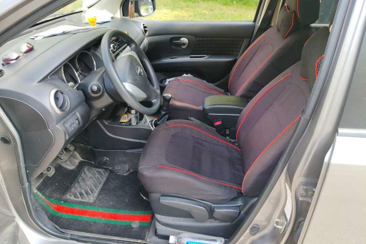 Used Nissan Livina 2013 Jingrui 1.6XL Manual Comfort Edition