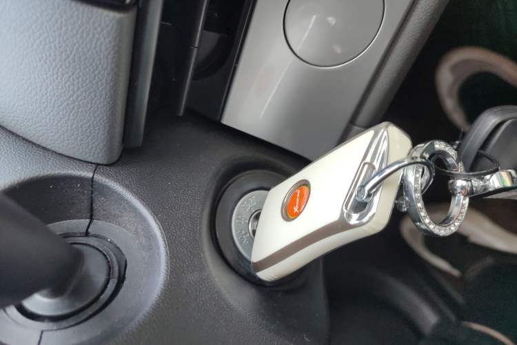 Used CHANGAN NEVO Lumin 2023 205km Xiangqin Version