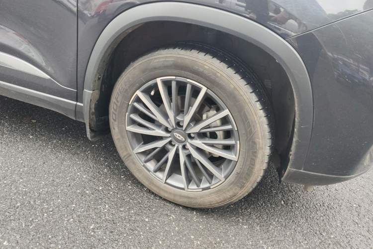 Used Chery Tiggo 8 PLUS 2022 290TGDI DCT Luxury Edition+ Right Front Wheel Hub