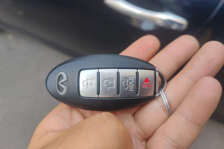 Used Infiniti Q70 2019 Q70L 2.0T Enjoyment Edition PLUS Vehicle Key