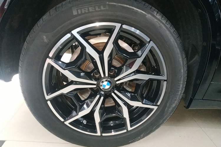 Used BMW X3 2023 xDrive25i M Sport Package Exterior 5