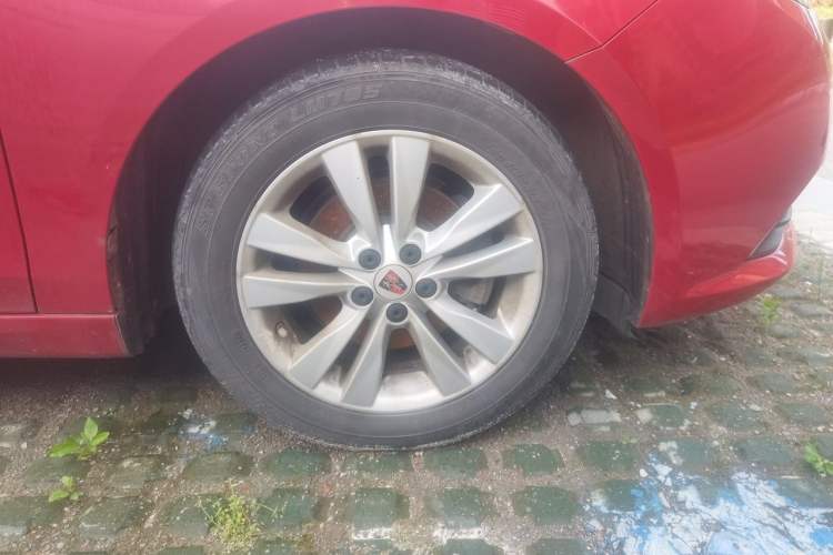 Used Roewe 360 2015 1.5L Automatic Luxury Edition
