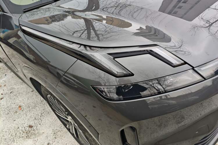 Used Lynk & Co 08 EM-P 2023 120km Long-Range Pro Right Front Headlight