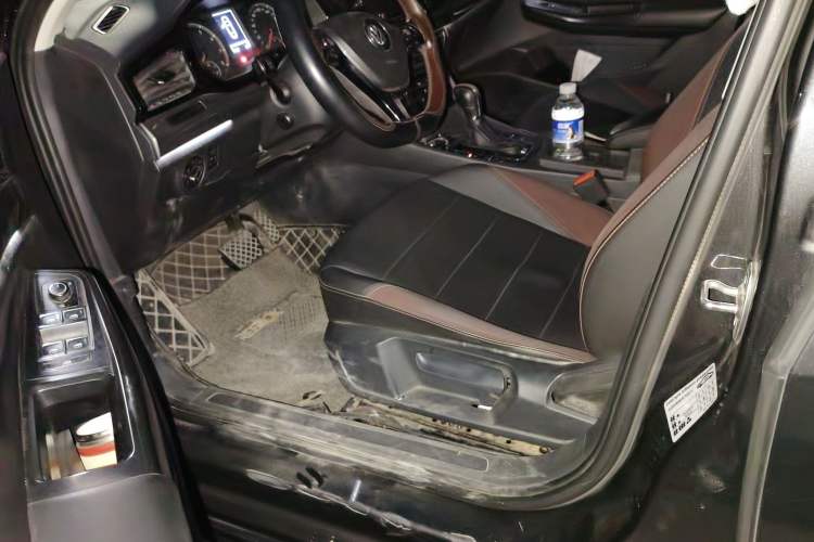 Used Volkswagen Bora 2020 1.5L Automatic Elite Version Left Front Seat