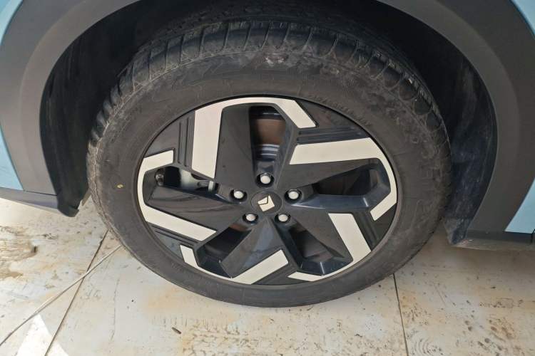 Used Baojun Yunhai 2024 600km Pure Electric Version
