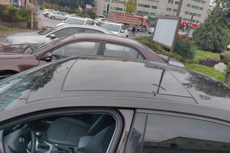 Used Skoda Octavia 2018 TSI230 DSG Luxury Edition
