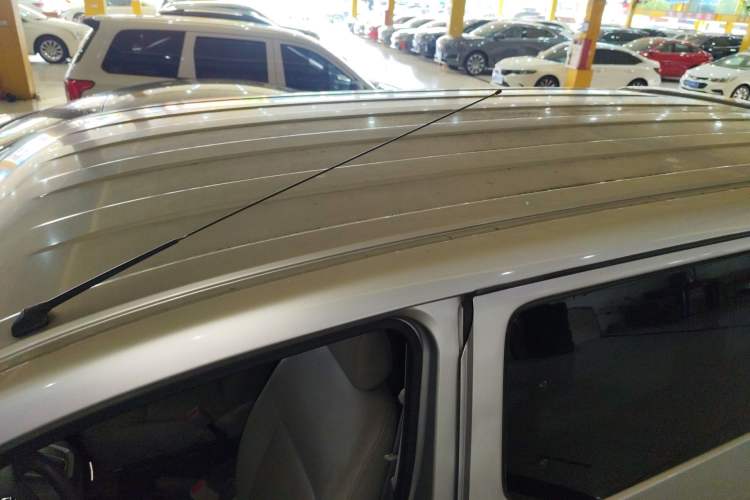 Used Nissan NV200 2018 1.6L CVT Luxury Model Roof