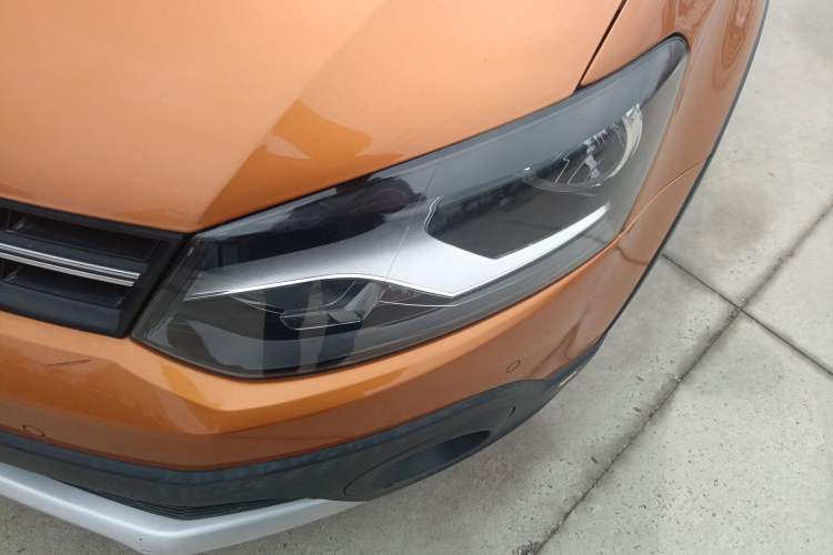 Used Volkswagen Polo 2018 1.5L Cross Polo Automatic Left Front Headlight