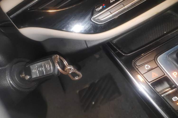 Used GAC Trumpchi M6 2019 270T DCT Elite Edition (7-seater) China VI Vehicle Key