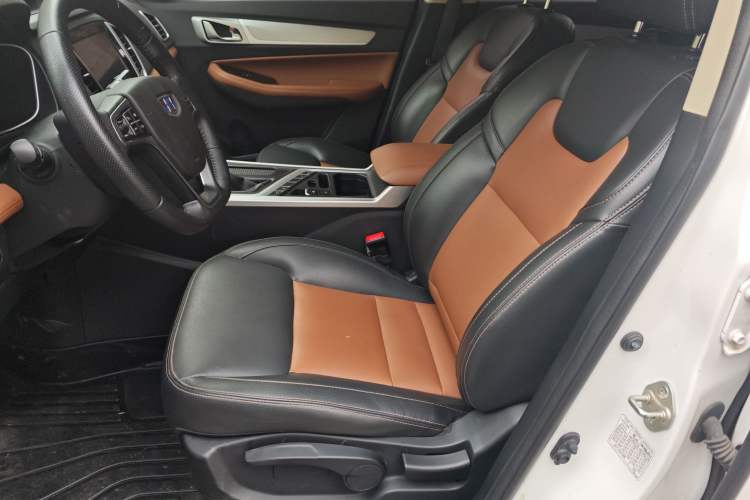 Used Geely Auto Vision X6 2019 1.4T CVT 4G Connected Luxury Version China VI Standard