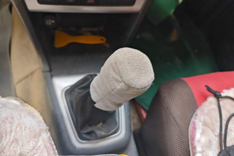 Used CHANGAN KAICHENG Ounuo S 2012 1.3L Base Version Gear Lever