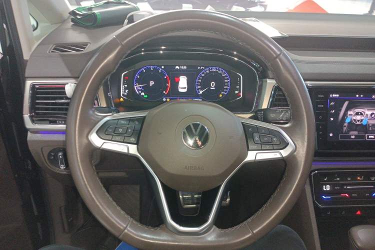 Used Volkswagen Viloran 2020 380TSI Prestige Edition