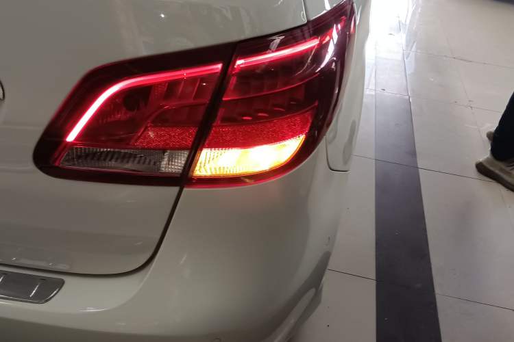 Used Mercedes-Benz B-Class 2017 B 200 Sport Edition
