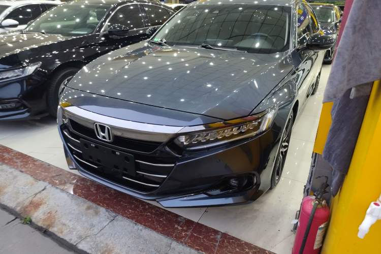 Used Honda Accord 2022 260TURBO Phantom Night · Prestige Edition