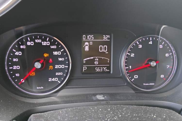 Used MG HS 2018 20T Automatic Two-Wheel Drive Hormone Dynamic Edition China V Standard