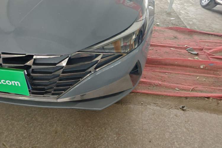 Used Hyundai Elantra 2021 1.5L CVT LUX Prestige Edition