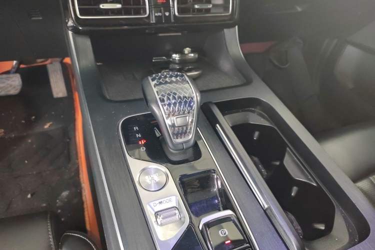 Used GAC Trumpchi GS8 2022 Flagship Series 2.0 TGDI Two-Wheel-Drive Prestige Edition (7 Seats)