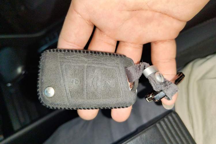 Used Volkswagen Tiguan L 2019 Revised 330TSI Automatic Two-Wheel Drive Smart & Luxury Edition China VI Standard
