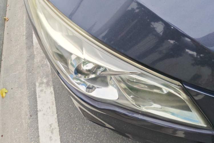 Used Suzuki Alivio 2015 1.6L Manual Comfort Model Right Front Headlight