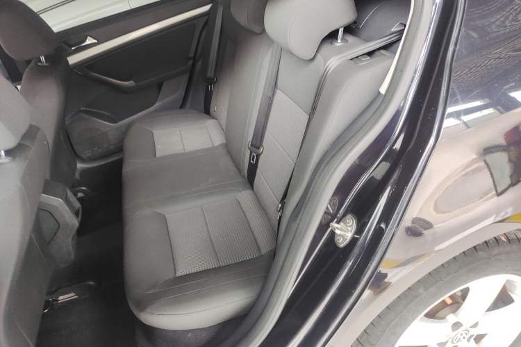 Used Volkswagen Lavida 2017 1.6L Automatic Fashion Edition
