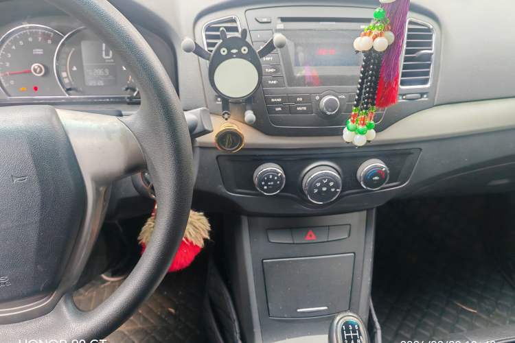 Used Roewe 350 2011 350S 1.5L Manual Xunchi Edition