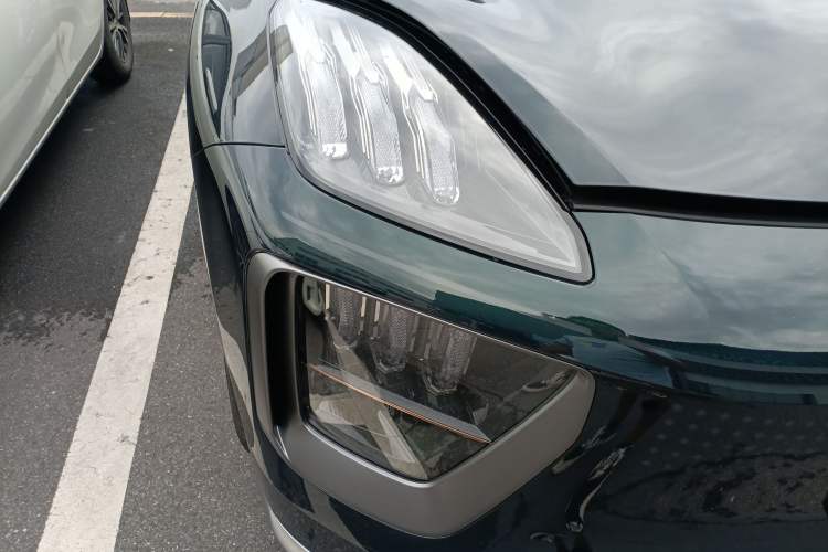 Used Hyptec HL 2025 700 Ultra Six-Seater All-Wheel-Drive LiDAR Version