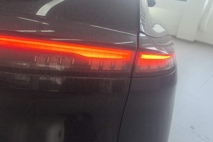 Used Dongfeng Aeolus Mage 2023 DH-i 1.5T Luxury Edition
