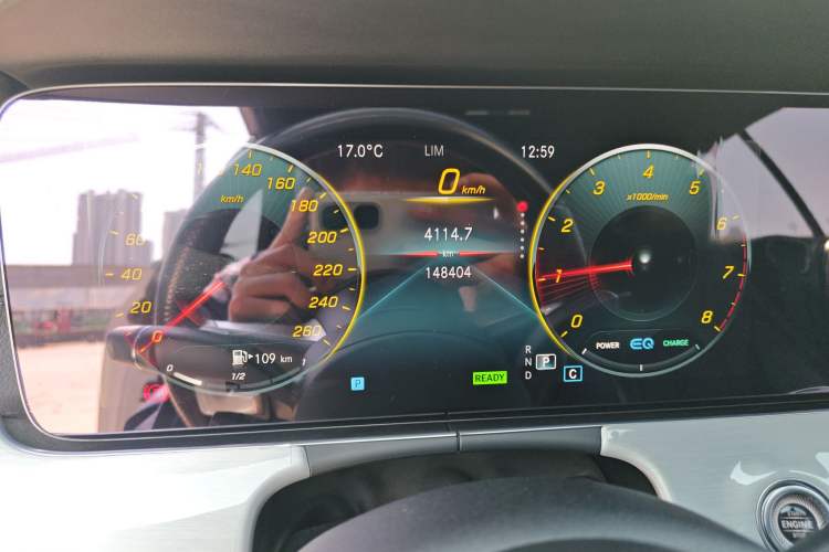 Used Mercedes-Benz E-Class 2021 E 260 Convertible Coupe
