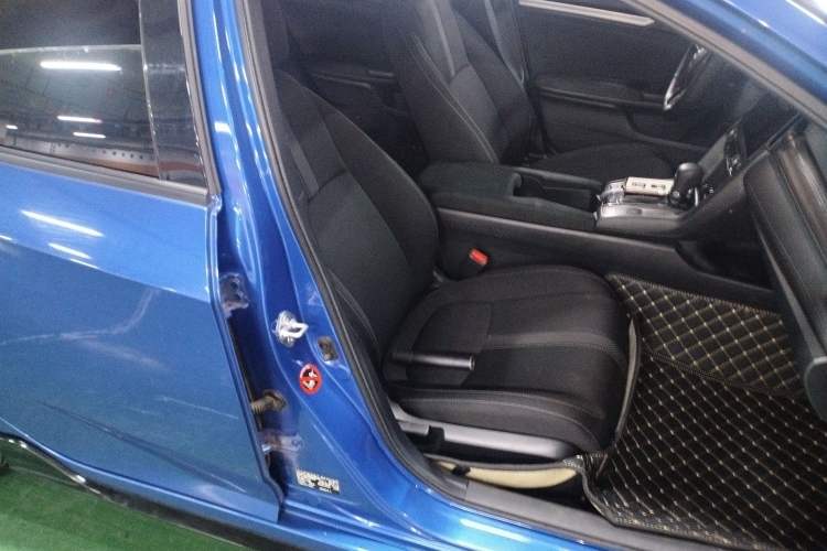 Used Honda Civic 2021 HATCHBACK 220TURBO CVT New Trendsetter