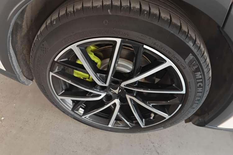 Used ARCFOX Alpha S5 2024 708MAX 200kW Right Rear Wheel Hub