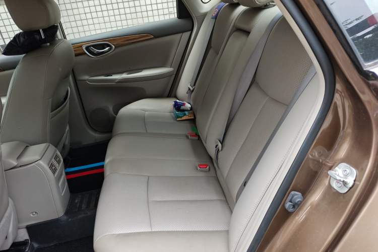 Used Nissan Sylphy 2014 1.6XV CVT Deluxe Edition
