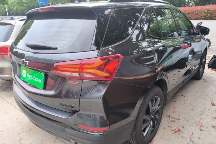 Used Chevrolet Equinox 2021 550T RS Smart Boundary-Pushing Edition Rear Right 45 Deg