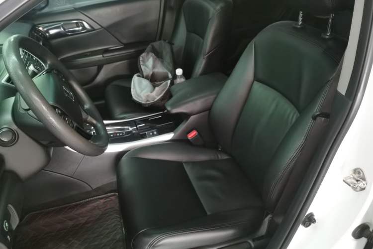 Used Honda Accord 2016 2.0L Comfort Edition
