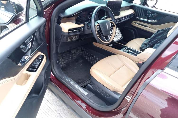 Used Lincoln Corsair 2021 2.0T Two-Wheel-Drive Luxury Edition