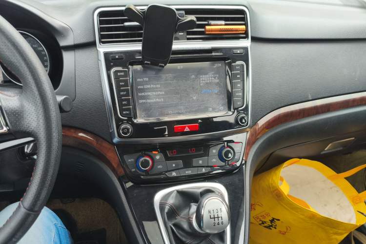 Used Haval H6 2014 Sport Version 1.5T Manual Two-Wheel Drive Elite Edition