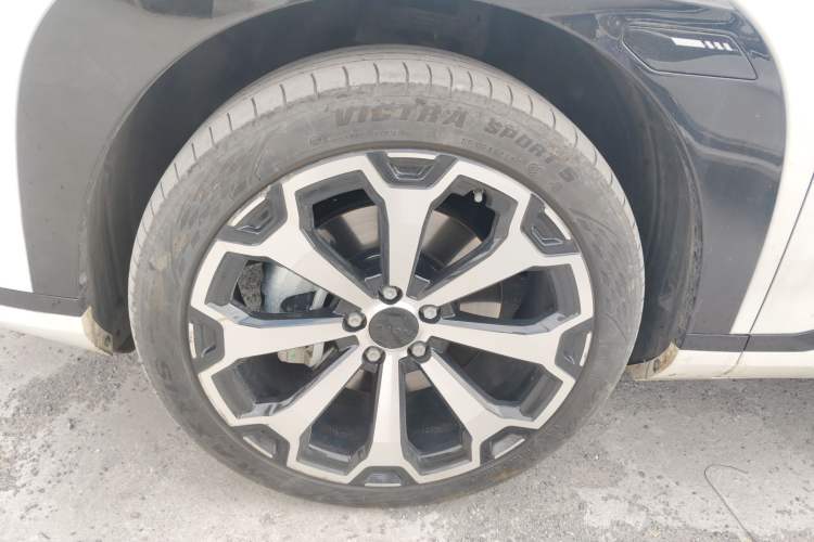 Used AION V 2024 Aion Tyrannosaurus 520 Smart Luxury Edition