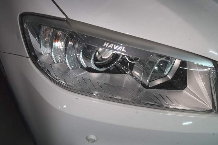 Used Haval H6 2015 Revised Version Sport Edition 1.5T Manual Transmission Two-Wheel Drive Elite Grade