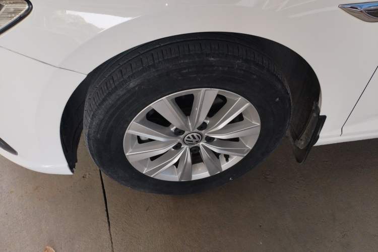 Used Volkswagen Lavida 2019 1.5L Automatic Fashion Edition China VI Exterior 4