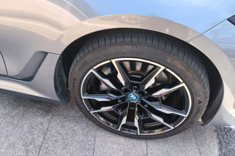 Used BMW i3 2022 eDrive 35 L