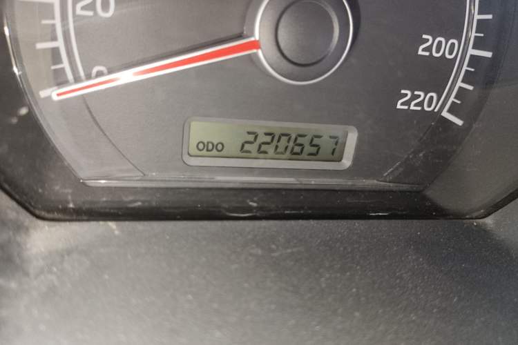 Used Kia Cerato 2012 1.6L MT GL Odometer Close Up