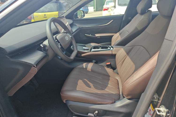 Used CHANGAN NEVO A07 2025 Range-Extended "True Fragrant" Edition 230 Premium Version
